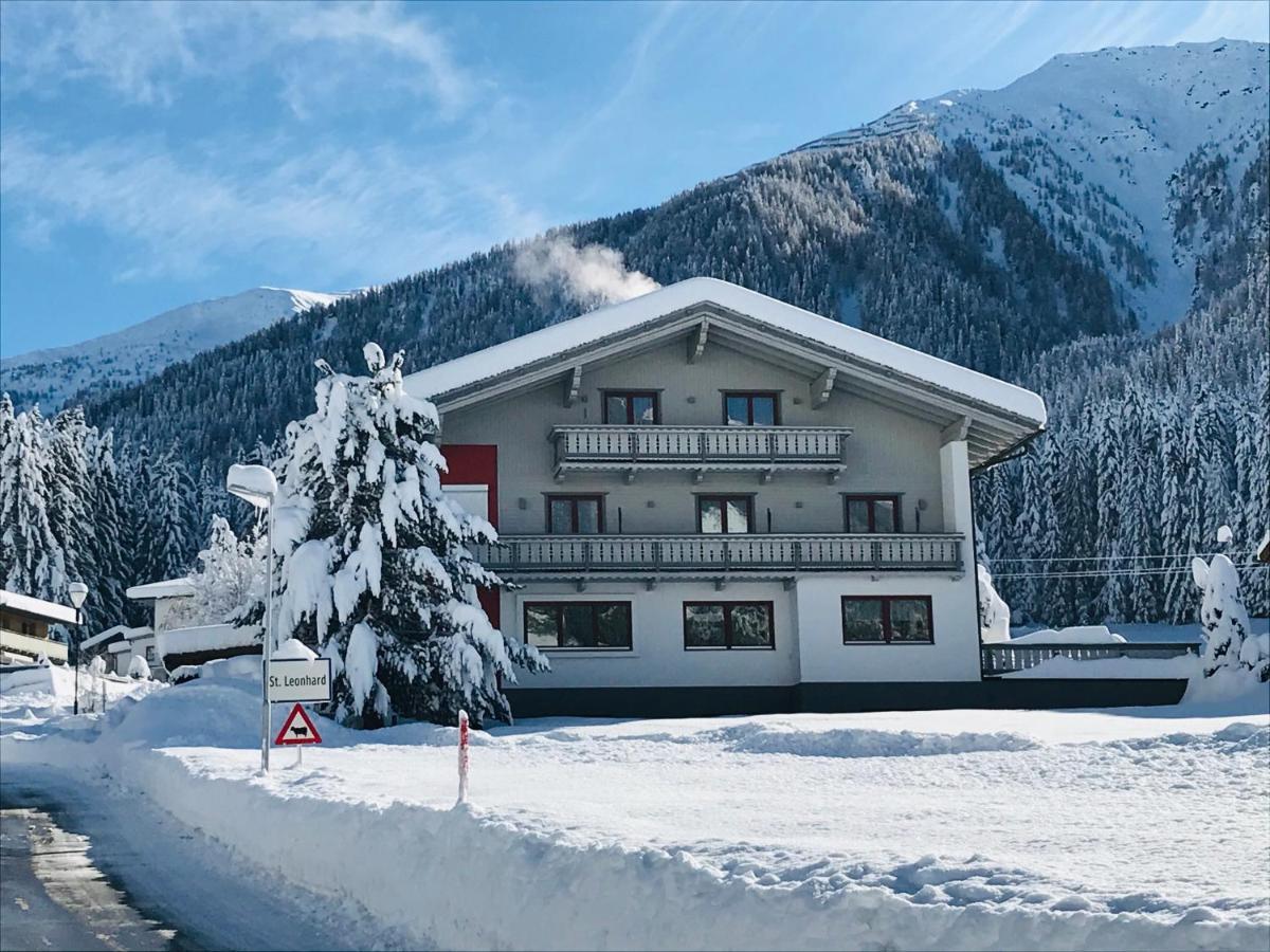 Hotel Garni Burger Sankt Jakob in Defereggen Exteriér fotografie